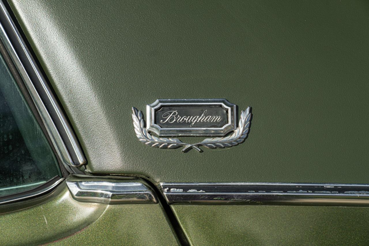 1976 Ford GRAN TORINO 4 DOOR 5.7 V8 BROUGHAM