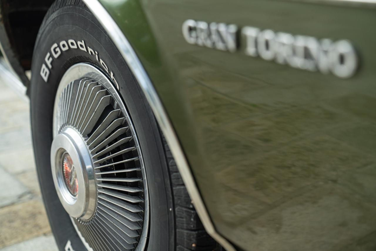 1976 Ford GRAN TORINO 4 DOOR 5.7 V8 BROUGHAM