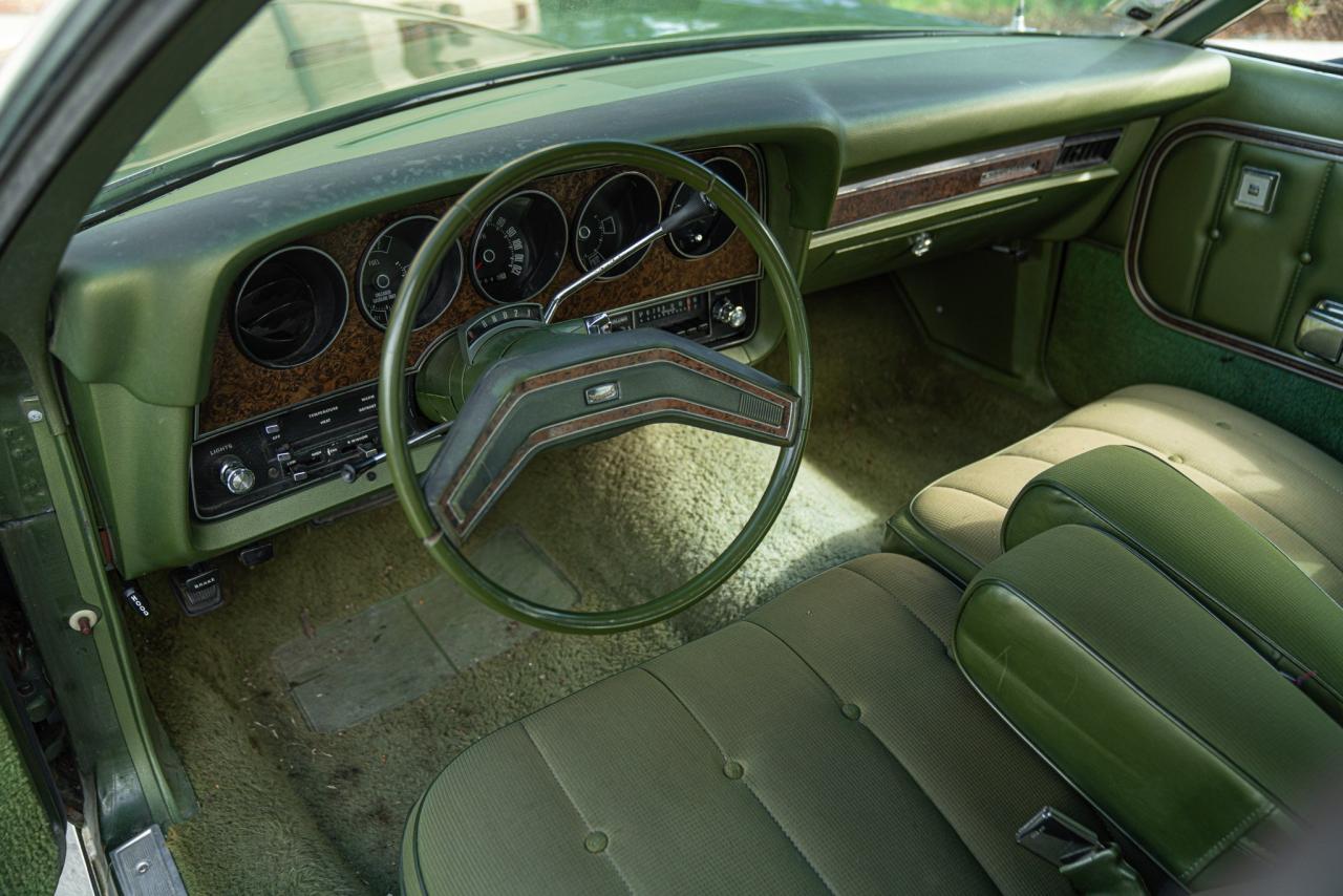 1976 Ford GRAN TORINO 4 DOOR 5.7 V8 BROUGHAM