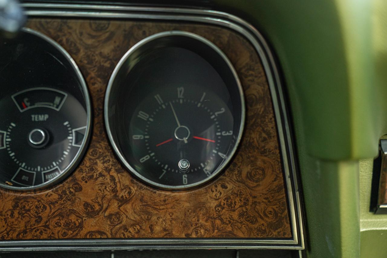 1976 Ford GRAN TORINO 4 DOOR 5.7 V8 BROUGHAM