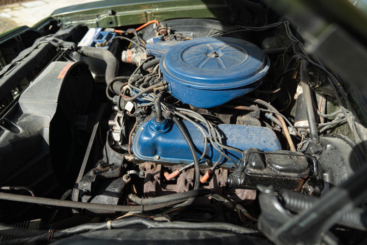 1976 Ford GRAN TORINO 4 DOOR 5.7 V8 BROUGHAM