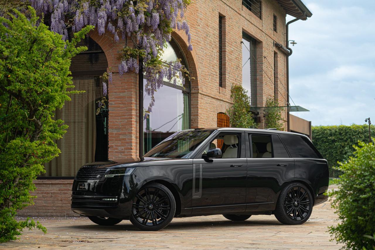 2024 Land Rover RANGE ROVER 4.4 V8 AUTOBIOGRAPHY