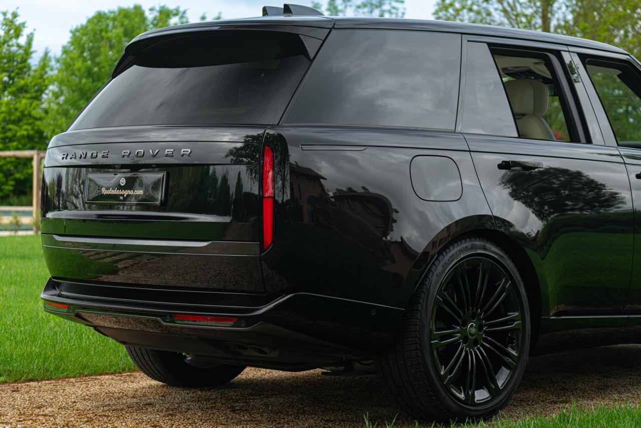 2024 Land Rover RANGE ROVER 4.4 V8 AUTOBIOGRAPHY