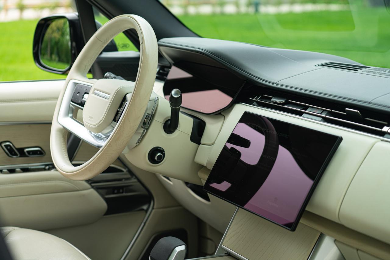 2024 Land Rover RANGE ROVER 4.4 V8 AUTOBIOGRAPHY