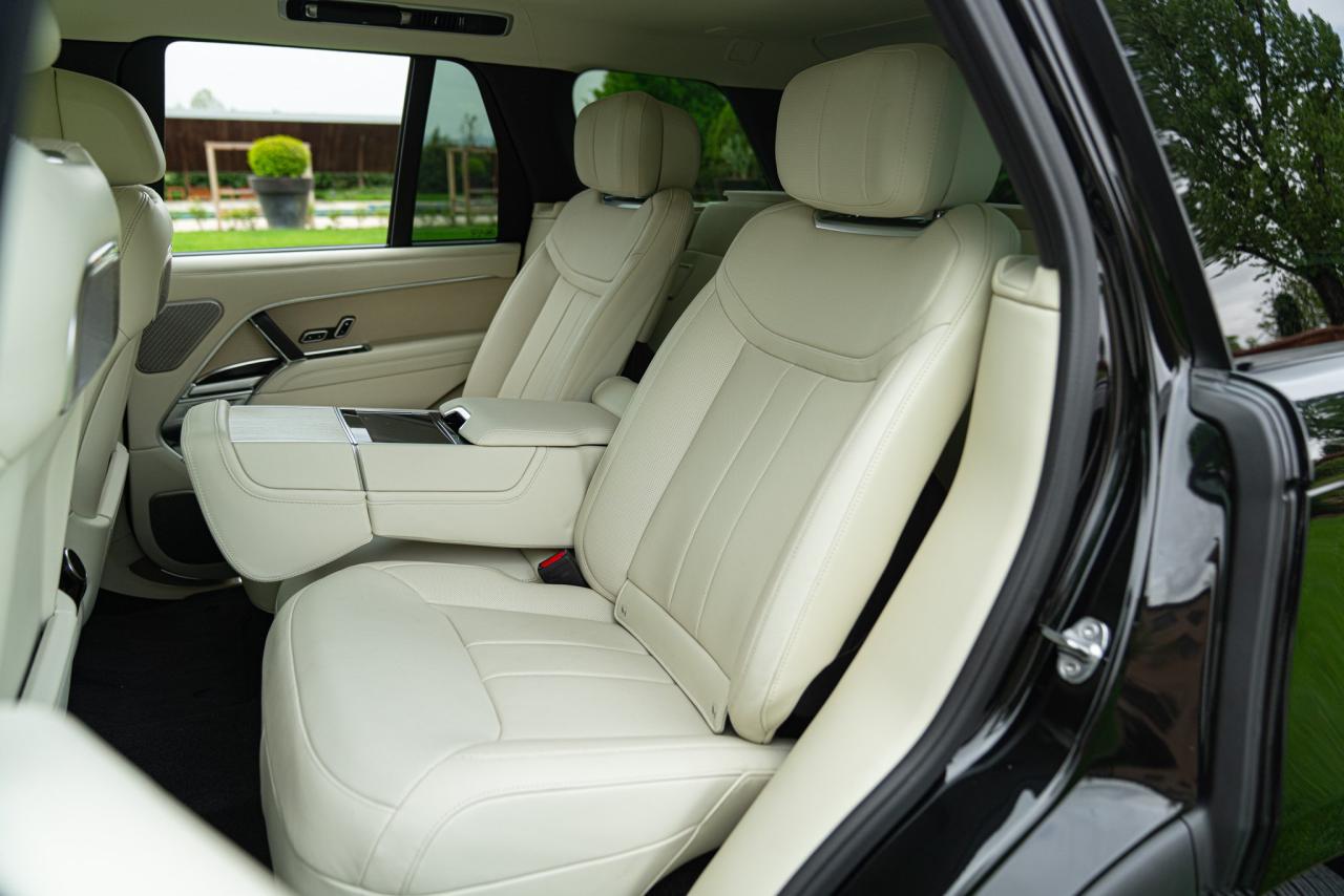 2024 Land Rover RANGE ROVER 4.4 V8 AUTOBIOGRAPHY