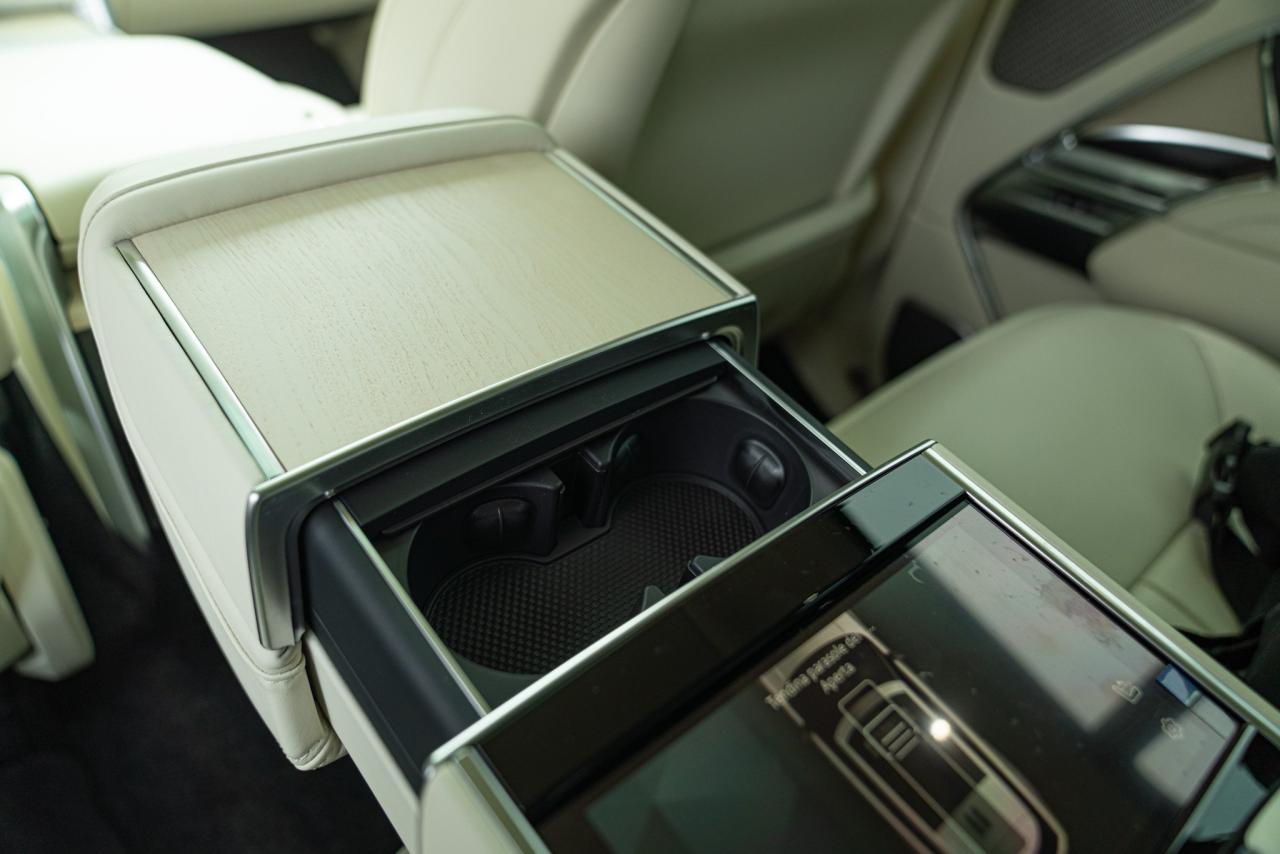 2024 Land Rover RANGE ROVER 4.4 V8 AUTOBIOGRAPHY