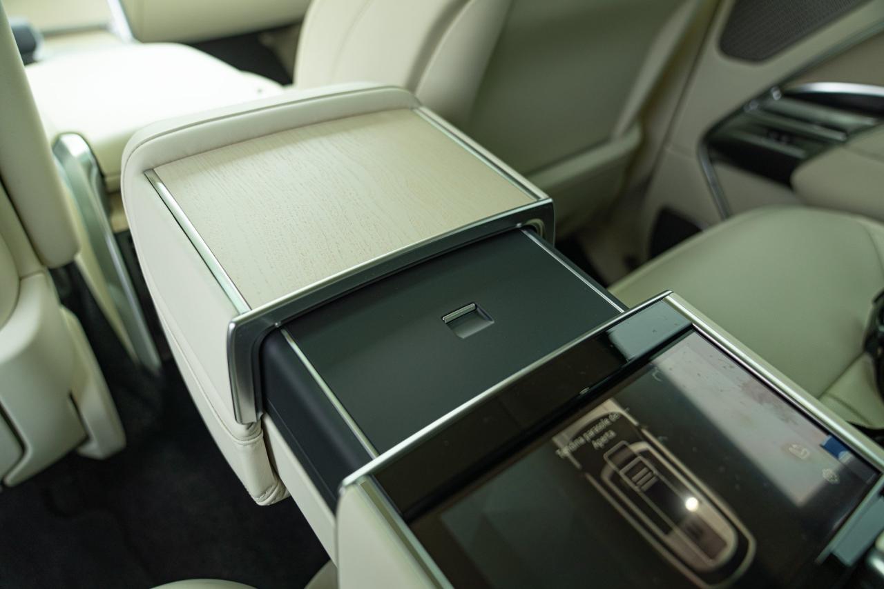 2024 Land Rover RANGE ROVER 4.4 V8 AUTOBIOGRAPHY