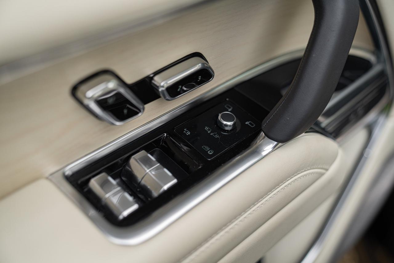 2024 Land Rover RANGE ROVER 4.4 V8 AUTOBIOGRAPHY