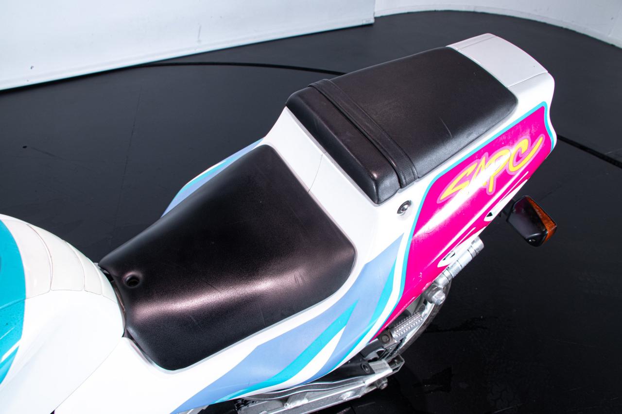 1992 Suzuki RGV GAMMA 250