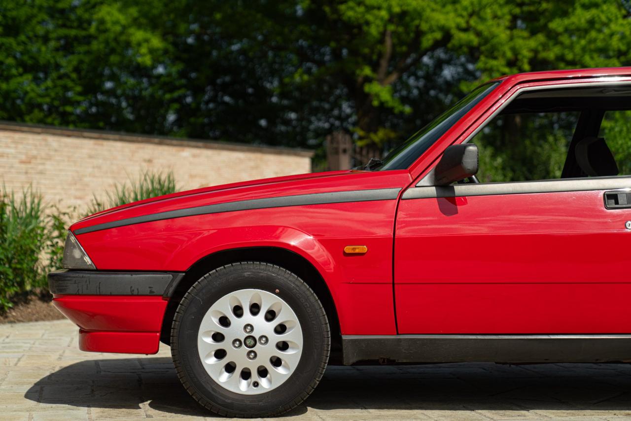 1991 Alfa Romeo 75