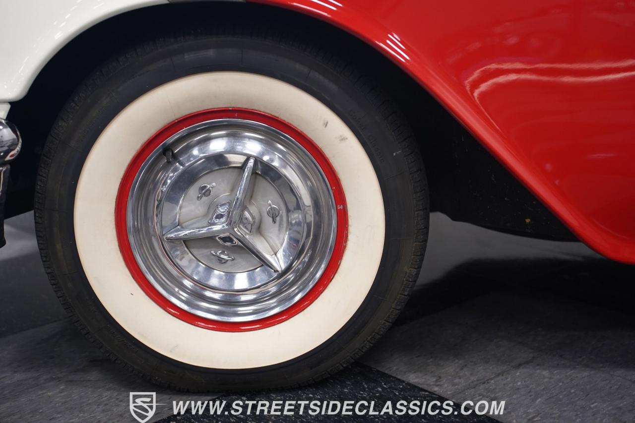 1956 Pontiac Star Chief