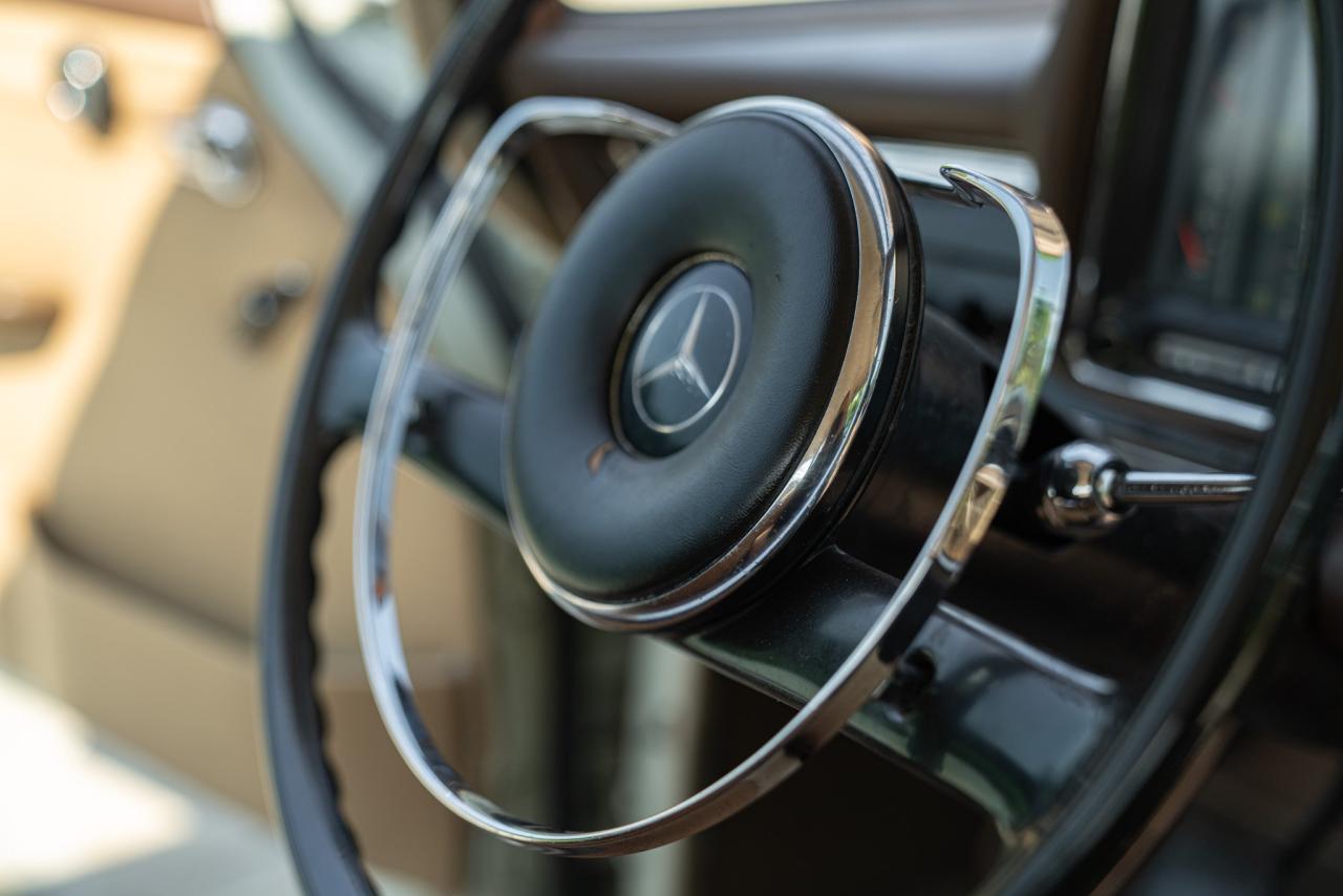 1966 Mercedes - Benz 200 CODINE