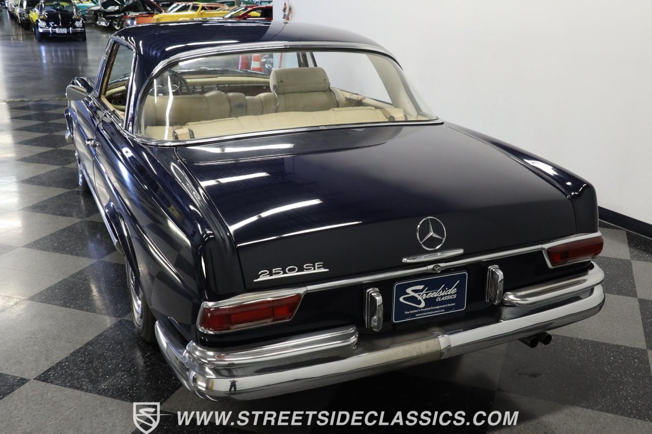 1966 Mercedes - Benz 250SE Coupe