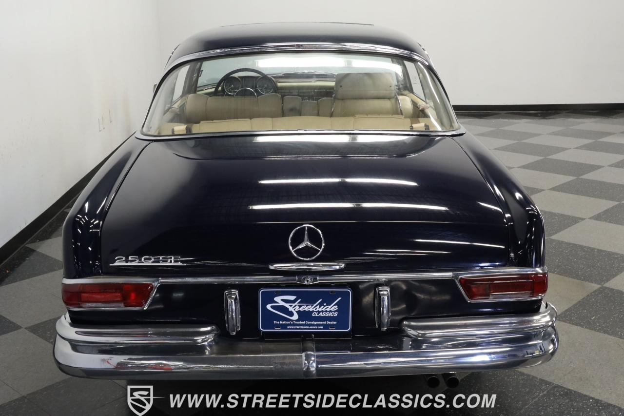 1966 Mercedes - Benz 250SE Coupe