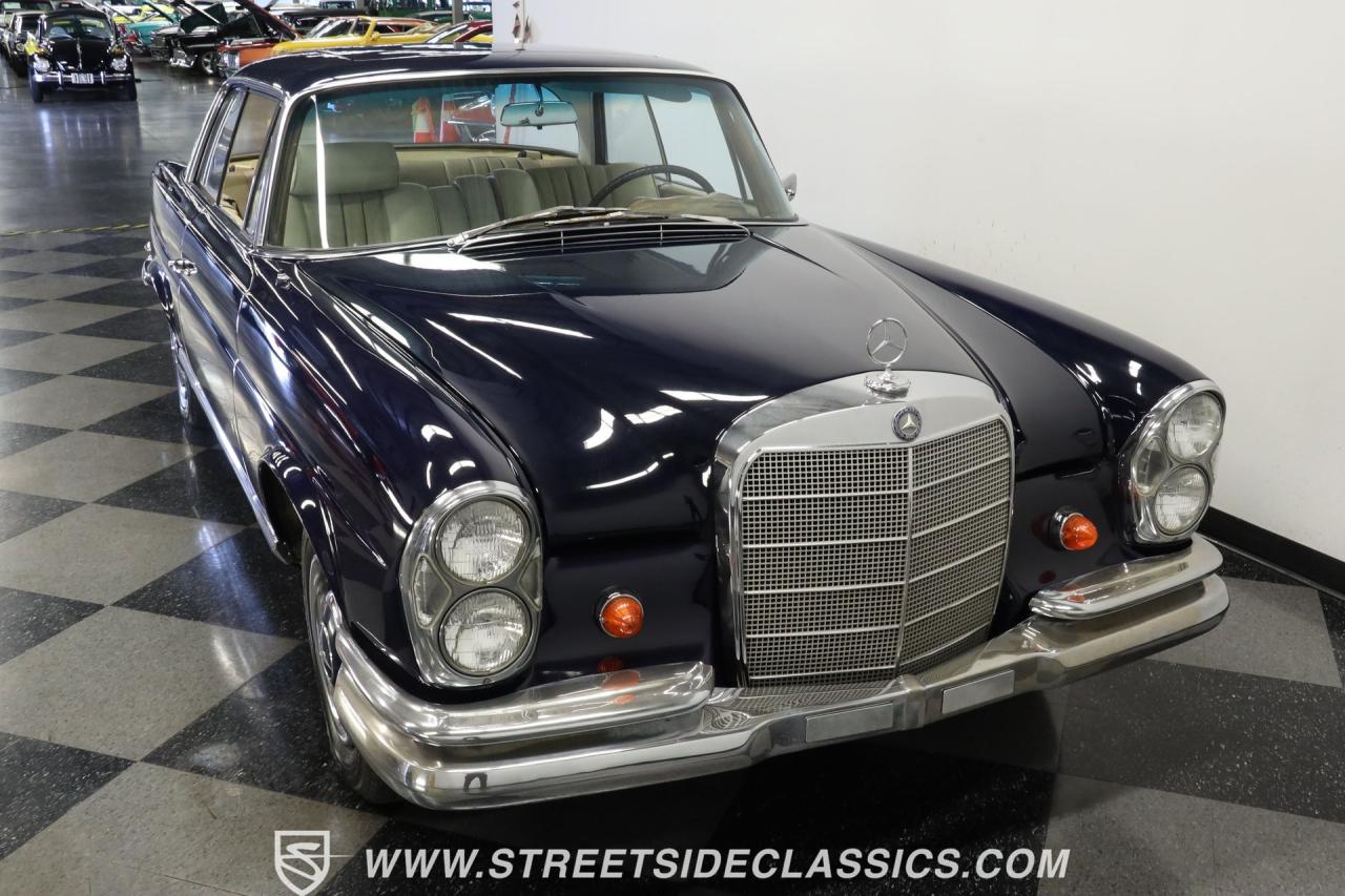 1966 Mercedes - Benz 250SE Coupe