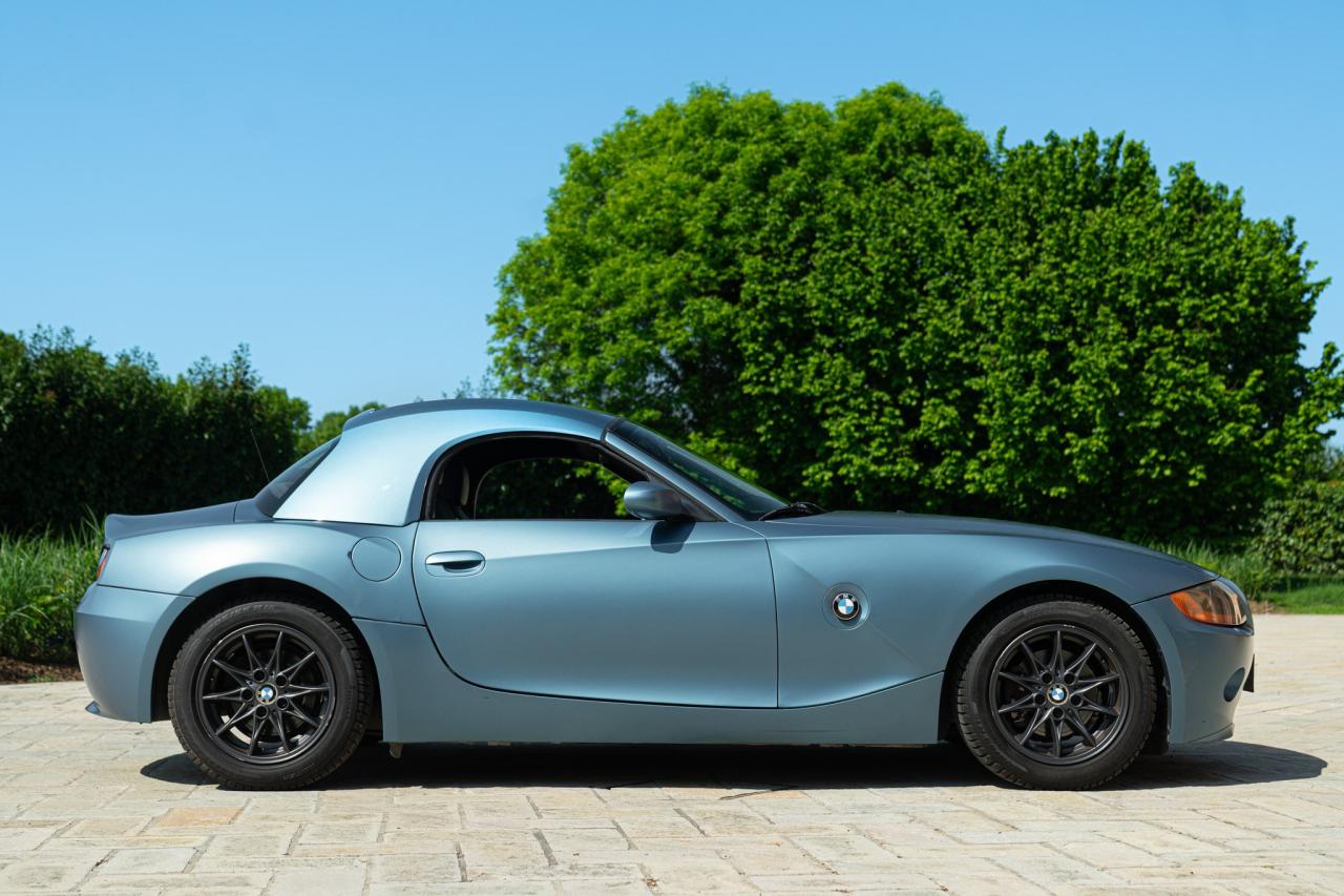 2004 BMW Z4 CABRIOLET