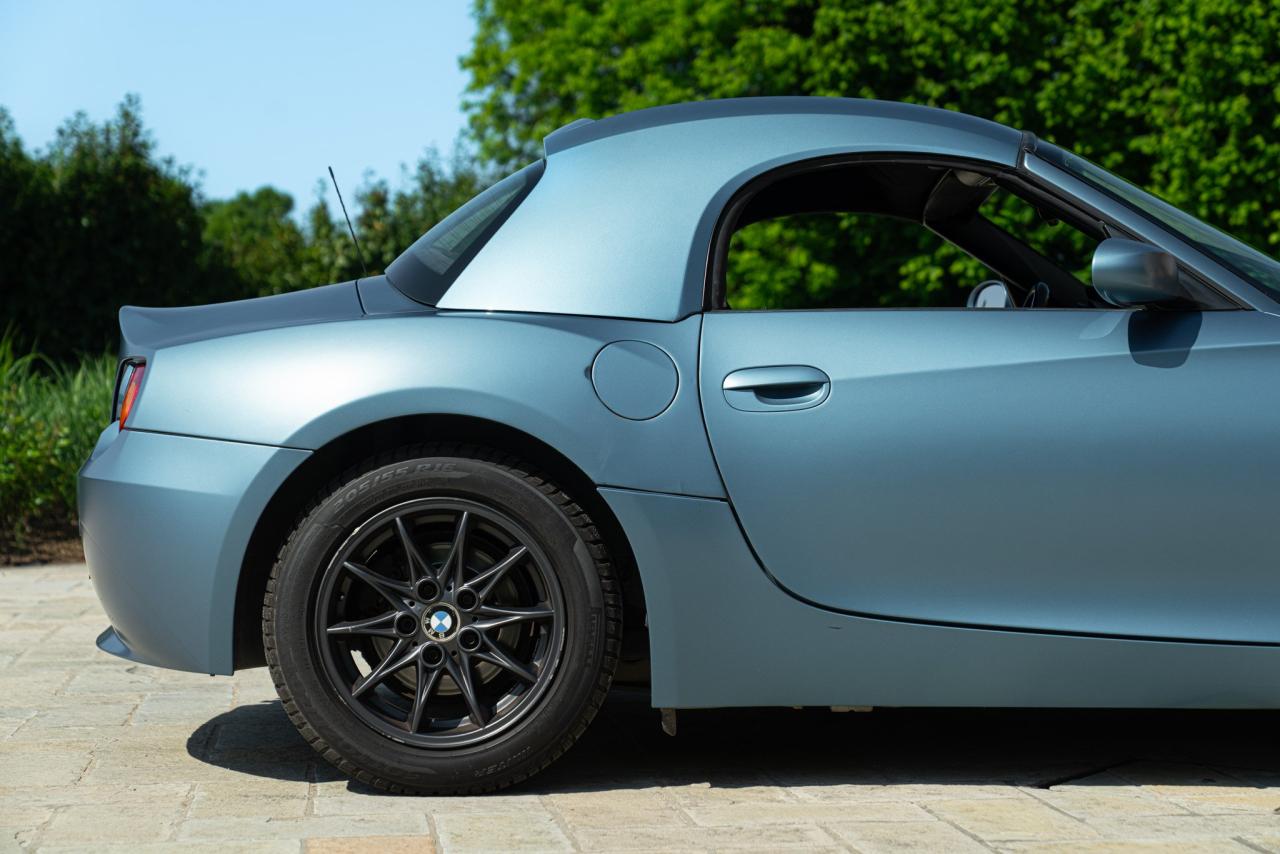 2004 BMW Z4 CABRIOLET