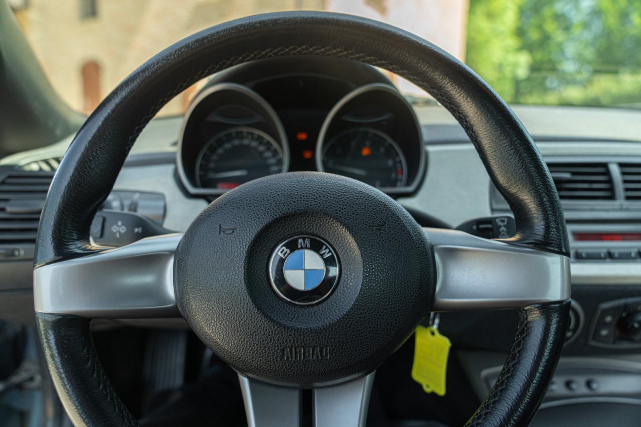 2004 BMW Z4 CABRIOLET