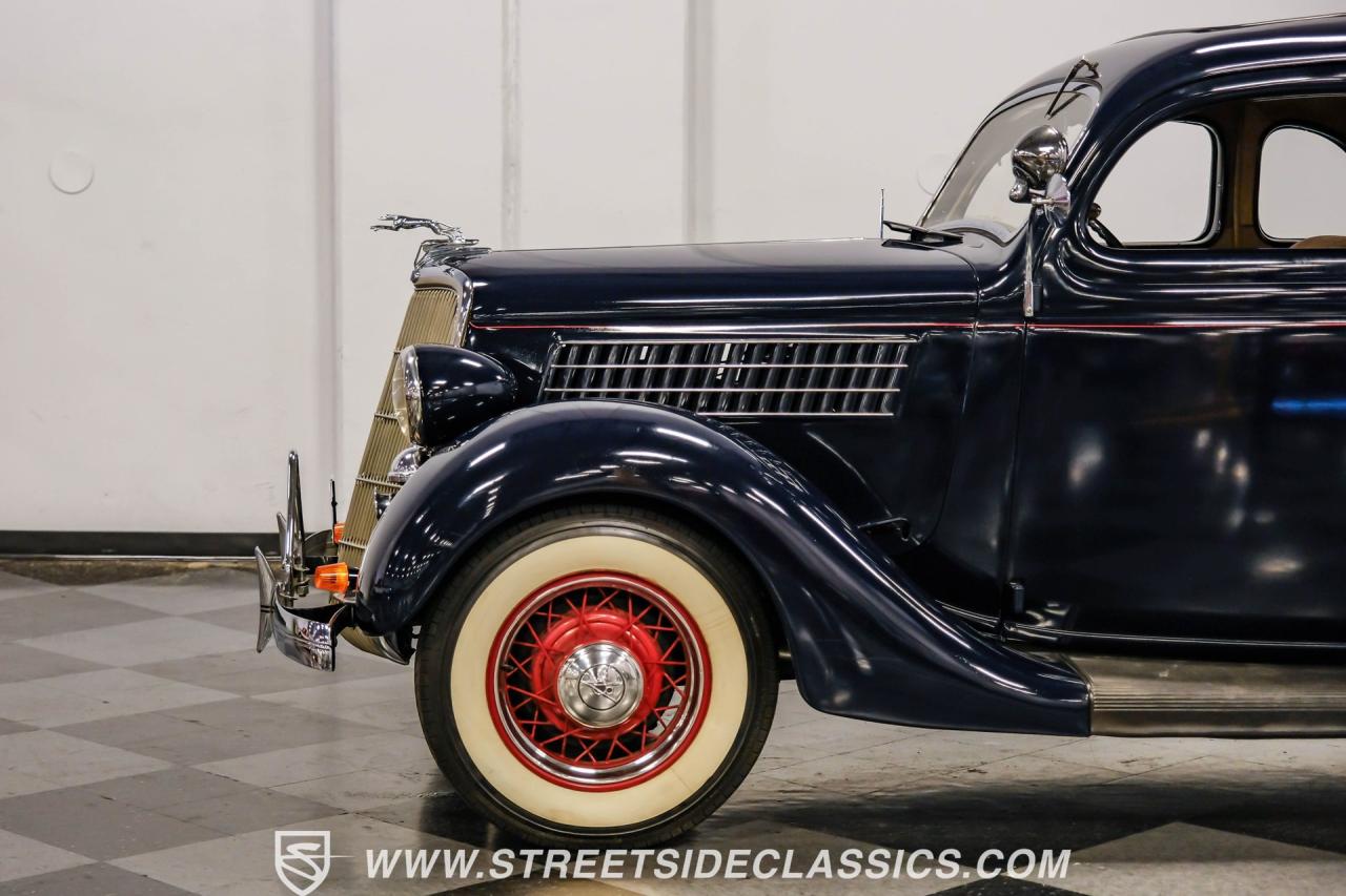 1935 Ford 5-Window Rumble Seat Coupe