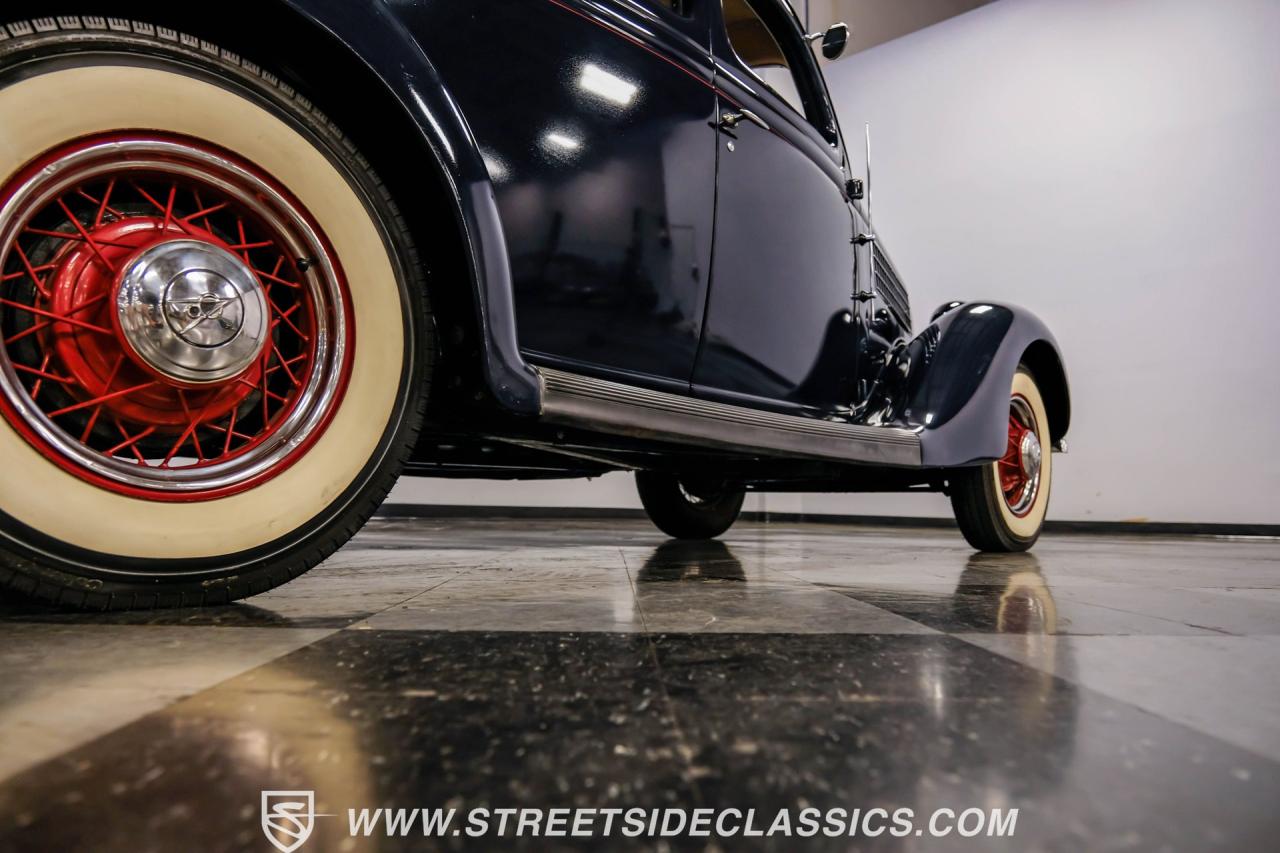 1935 Ford 5-Window Rumble Seat Coupe