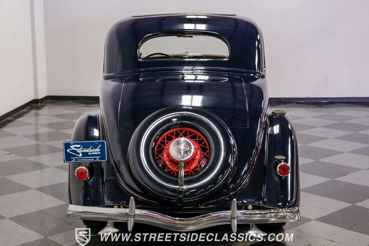 1935 Ford 5-Window Rumble Seat Coupe