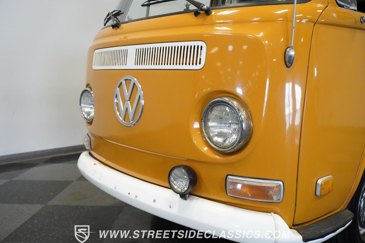 1972 Volkswagen Westfalia Camper