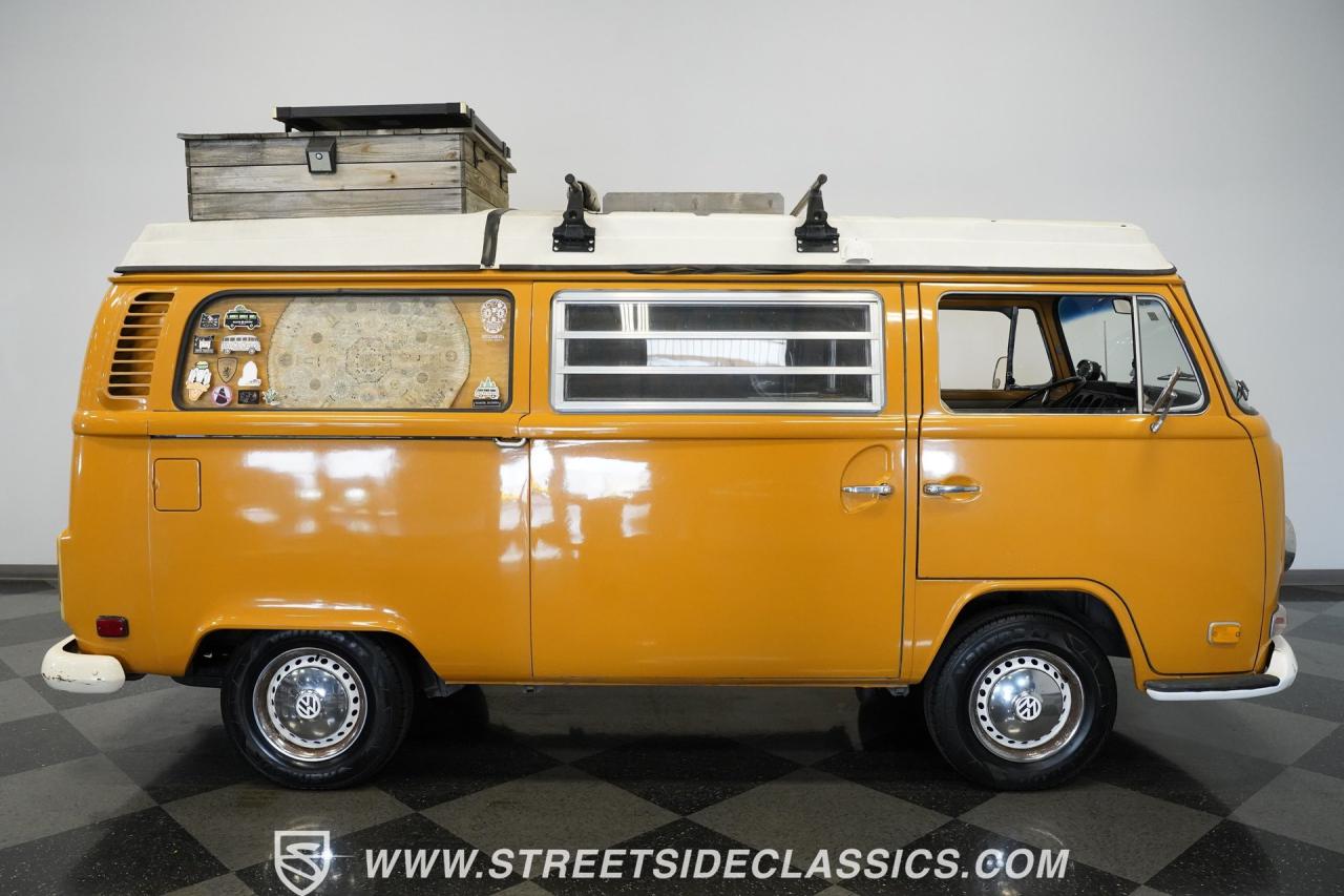 1972 Volkswagen Westfalia Camper