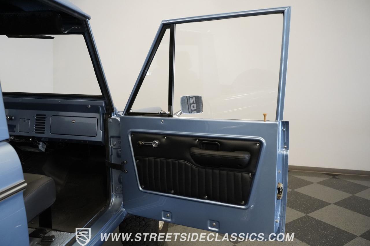 1970 Ford Bronco Half-Cab 4x4