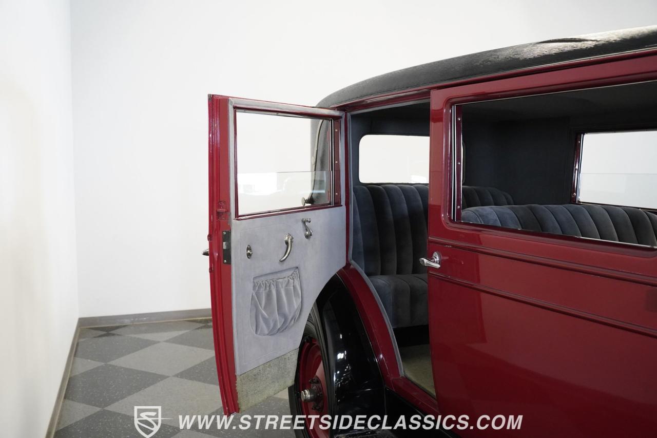 1927 Chevrolet Imperial Landau