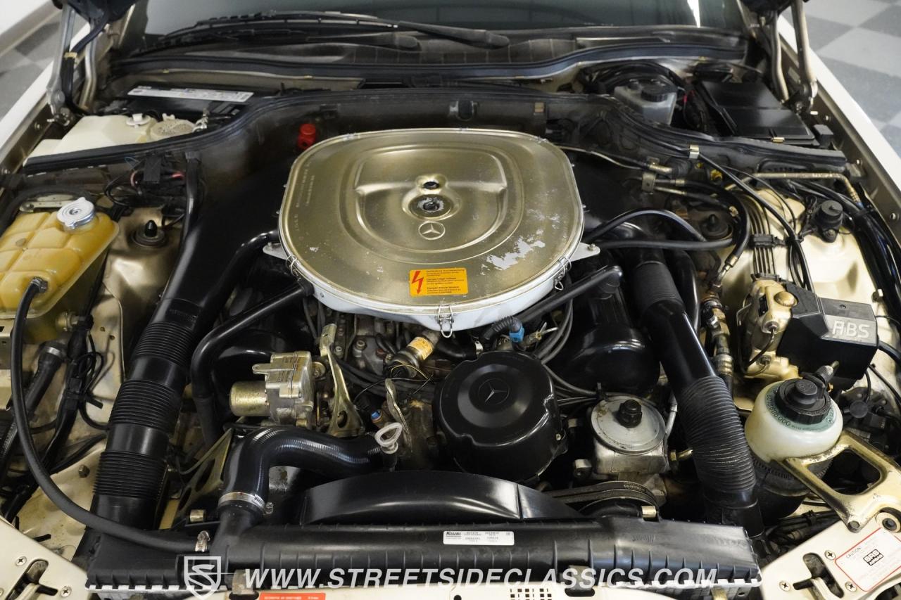 1990 Mercedes - Benz 560SEC