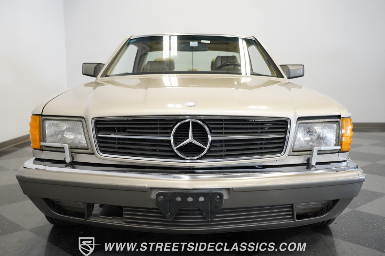 1990 Mercedes - Benz 560SEC