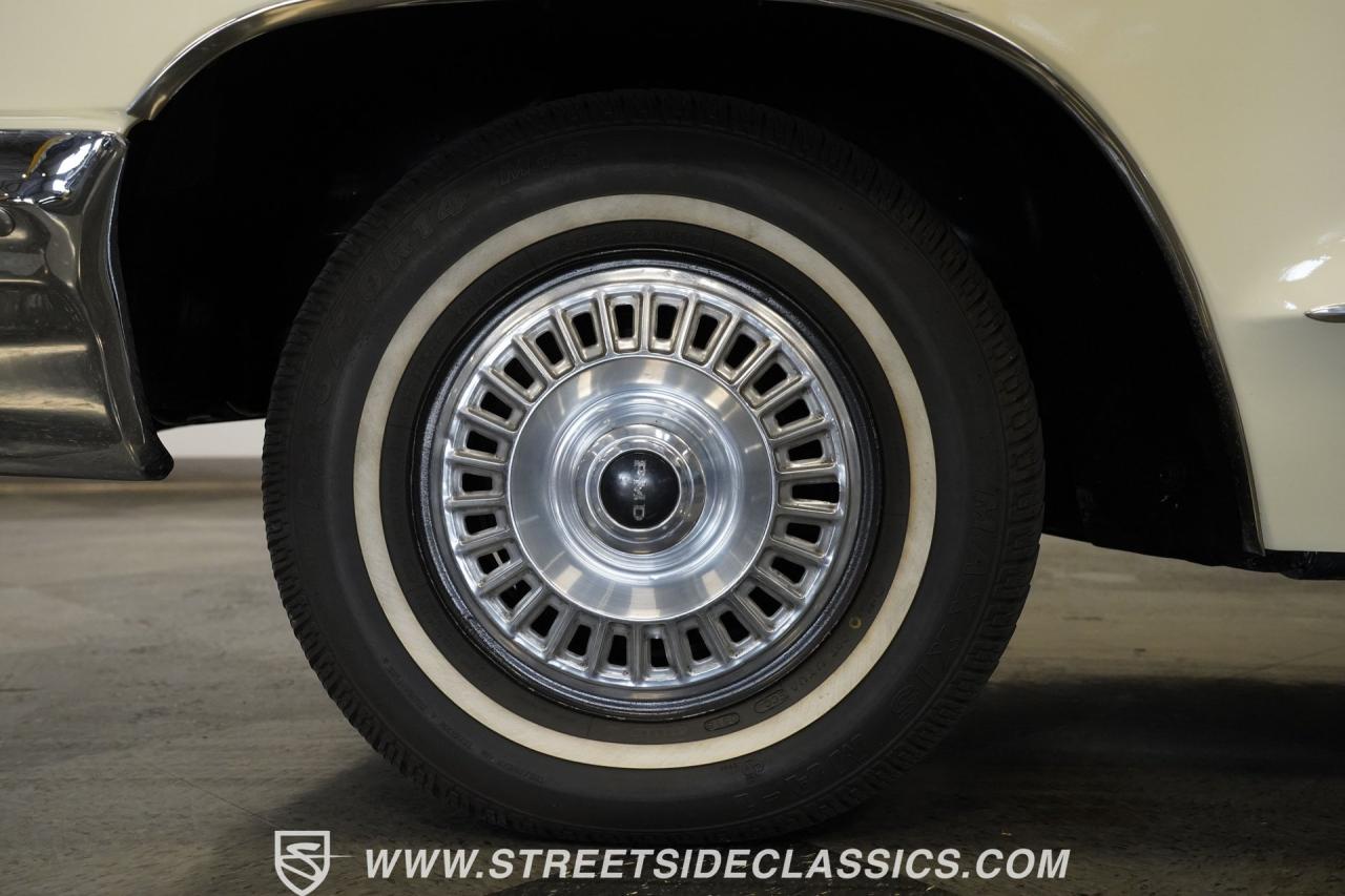 1966 Pontiac 2+2 Hardtop