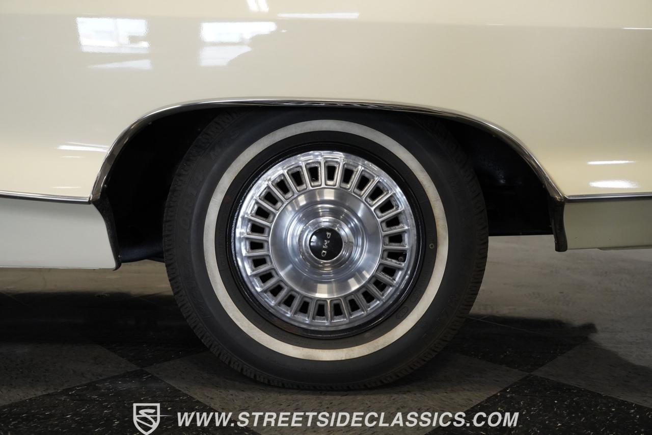 1966 Pontiac 2+2 Hardtop