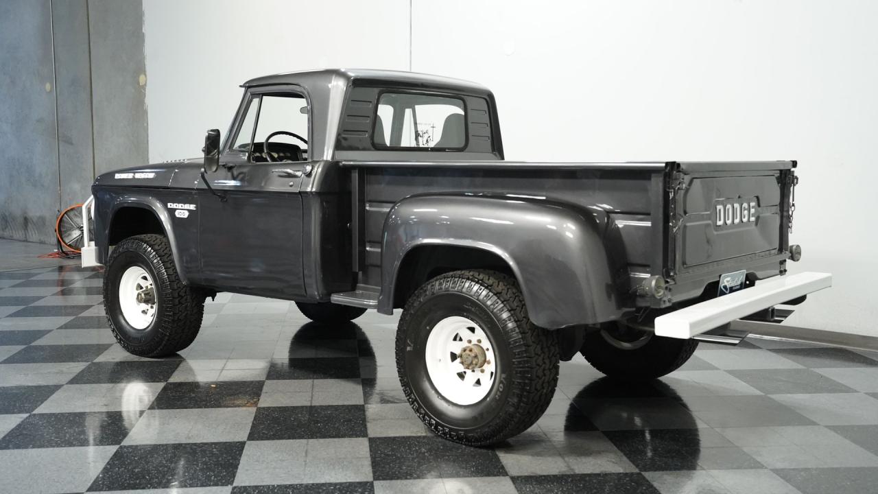 1965 Dodge Power Wagon W100 4x4