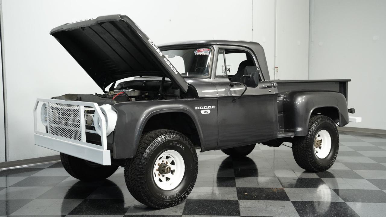 1965 Dodge Power Wagon W100 4x4