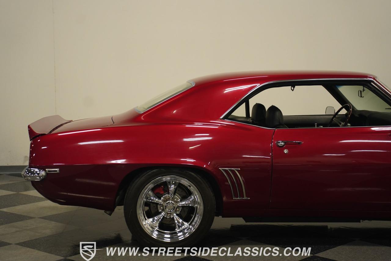 1969 Chevrolet Camaro SS Tribute