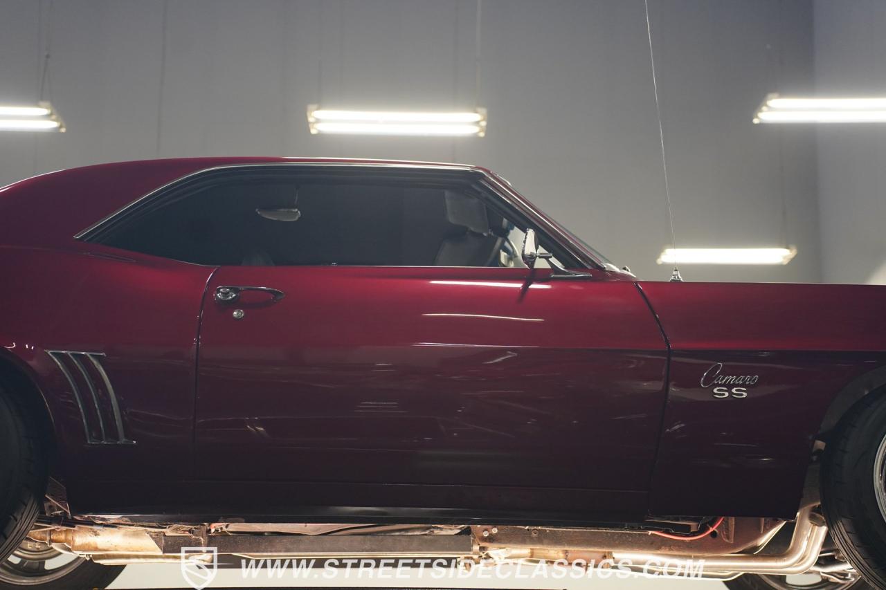 1969 Chevrolet Camaro SS Tribute