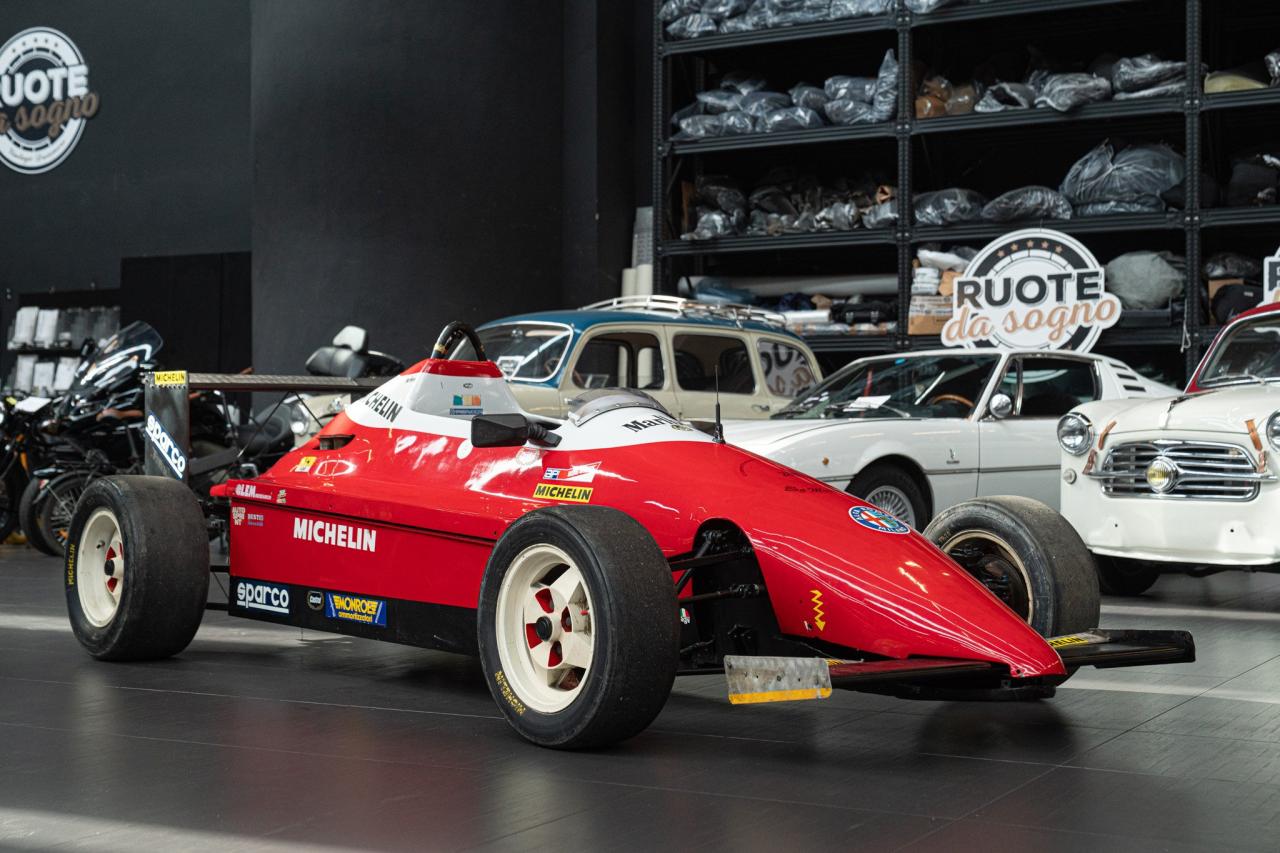 1987 Alfa Romeo FORMULA ALFA BOXER