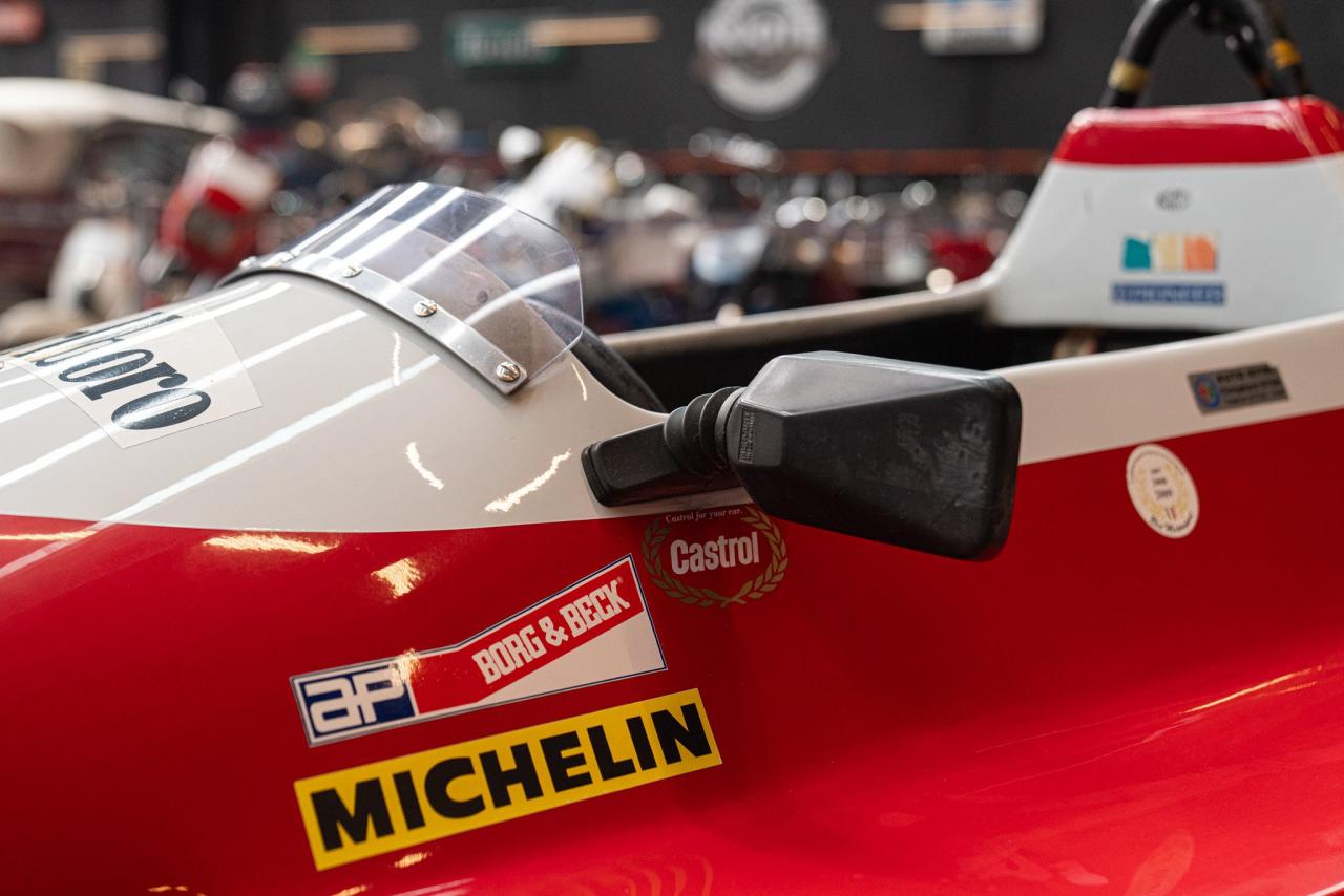 1987 Alfa Romeo FORMULA ALFA BOXER