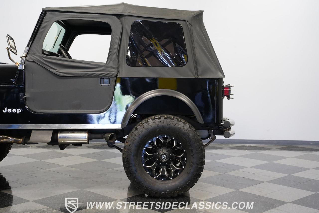 1983 Jeep CJ7 5.3 LS