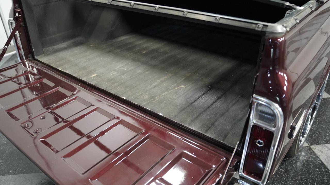 1972 Chevrolet C10 LS Restomod