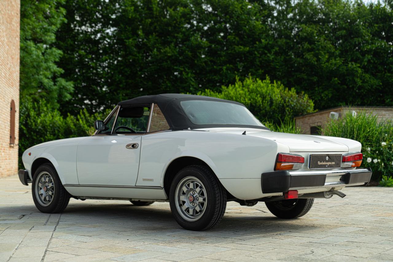1981 Fiat PININFARINA SPIDEREUROPA