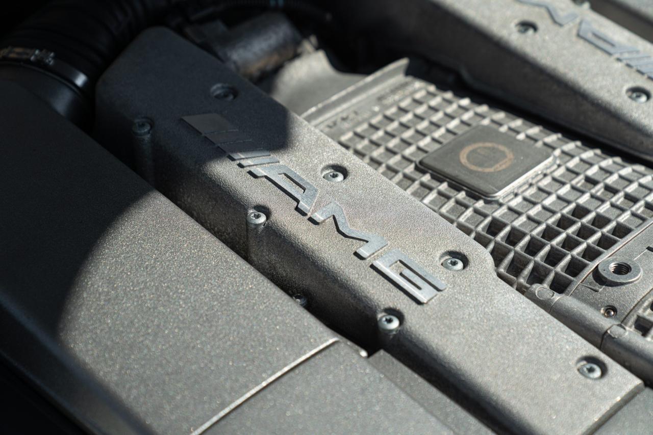 2002 Mercedes - Benz SL 55 AMG