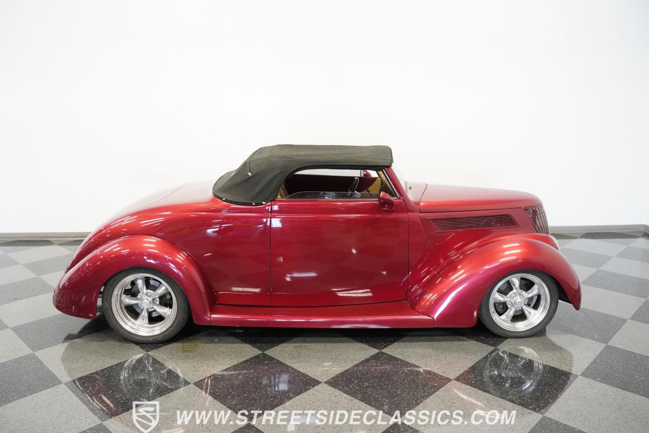 1937 Ford Cabriolet Street Rod