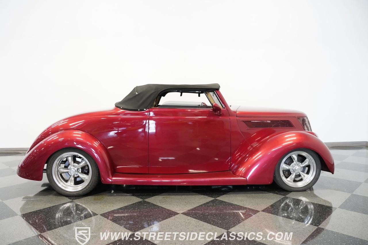 1937 Ford Cabriolet Street Rod