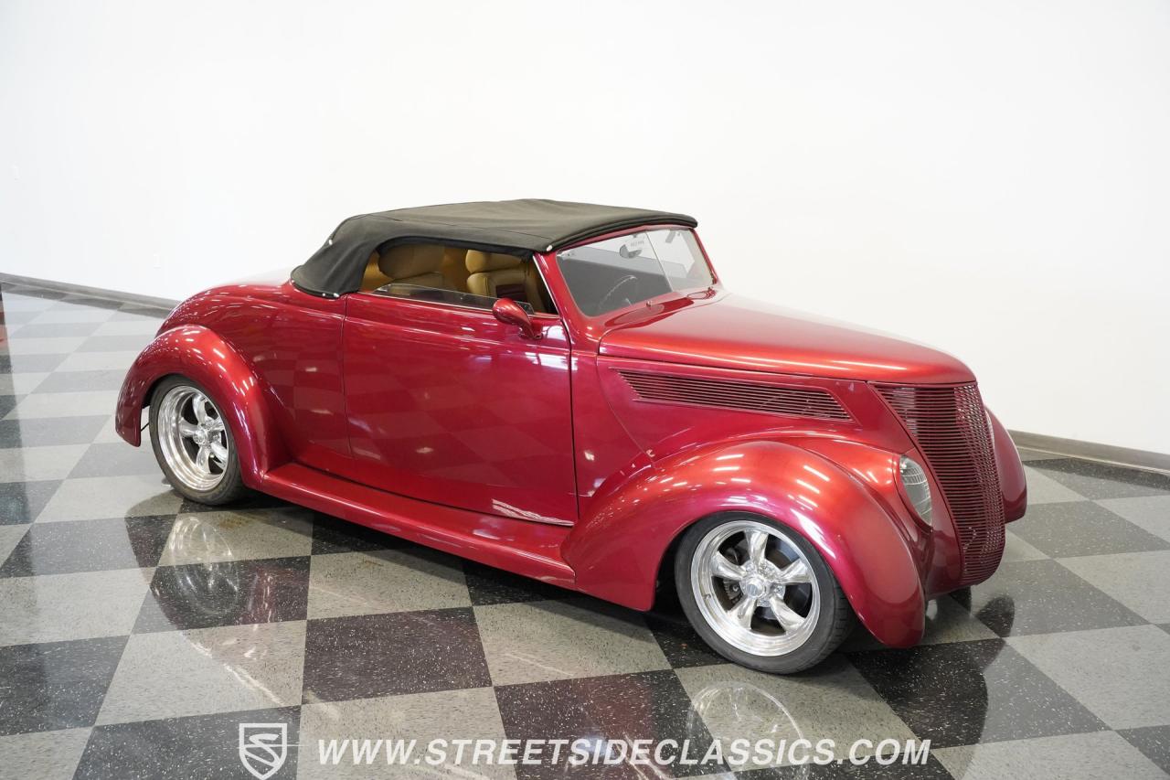 1937 Ford Cabriolet Street Rod