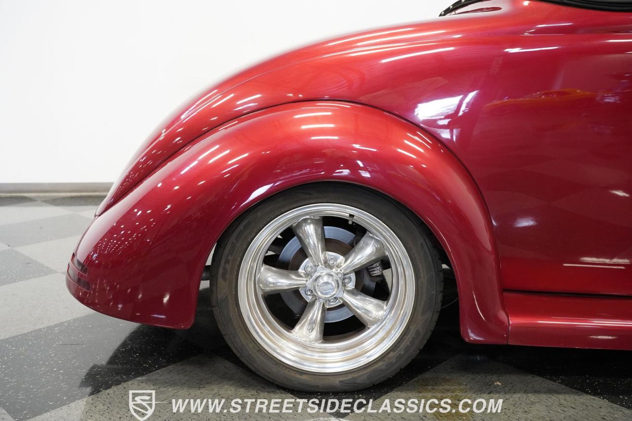 1937 Ford Cabriolet Street Rod