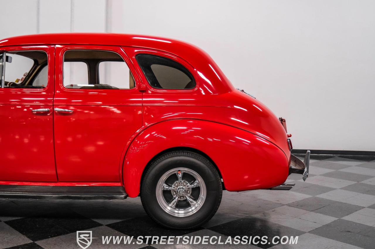 1940 Chevrolet Master Deluxe Street Rod