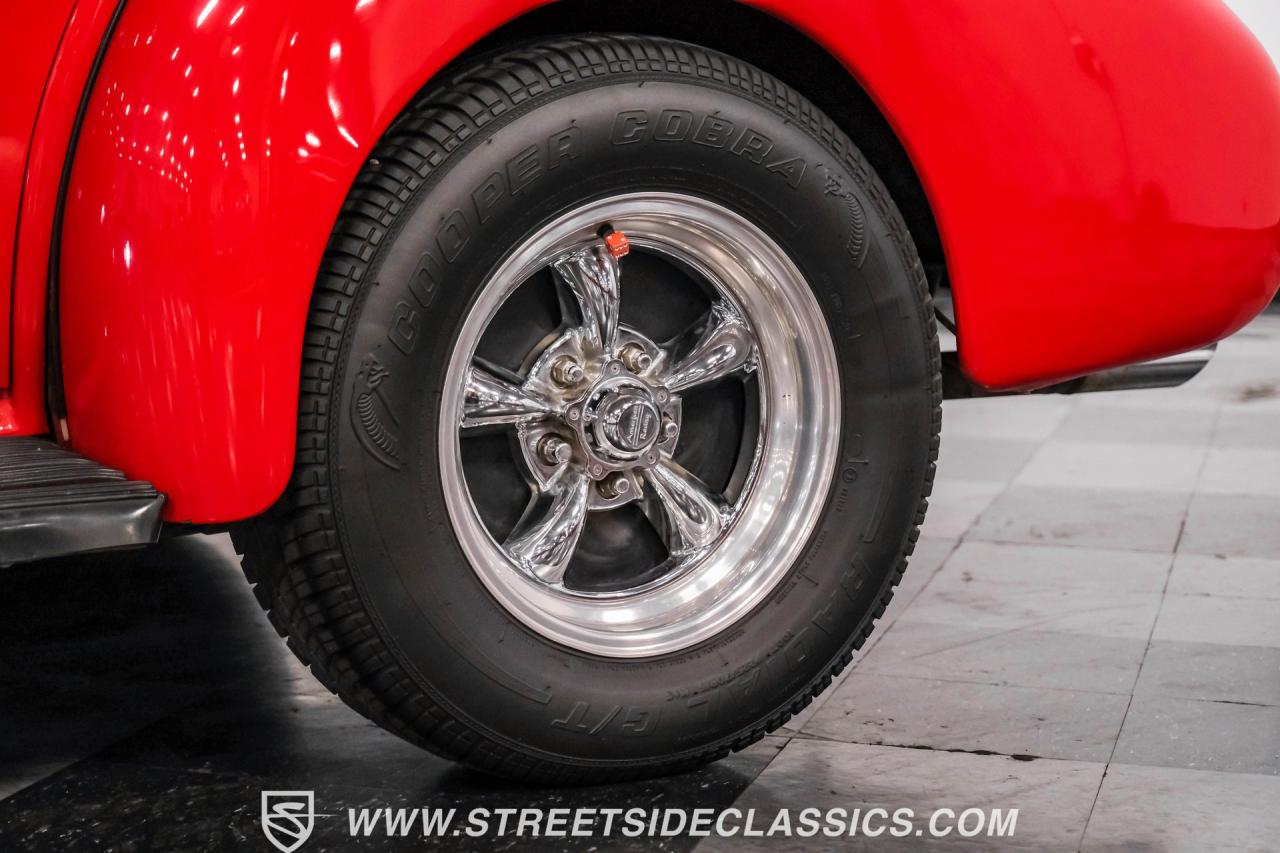 1940 Chevrolet Master Deluxe Street Rod