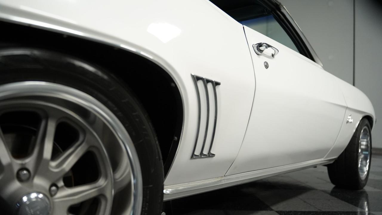 1969 Chevrolet Camaro Z/28 Tribute